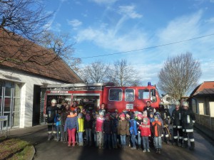 2015-12-22 Besuch 3. Klassen Feuerwehr 025